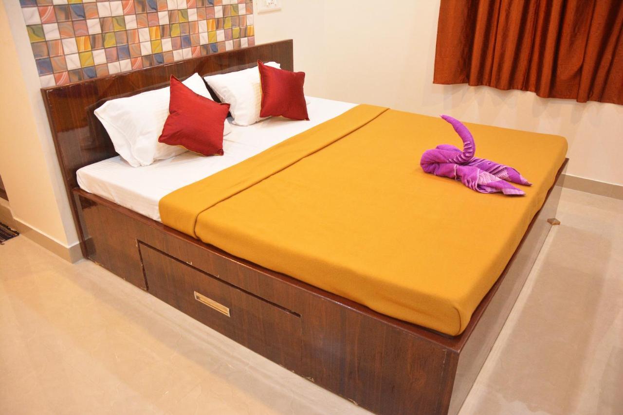 Hotel Amar Park Mahabalipuram Exteriör bild