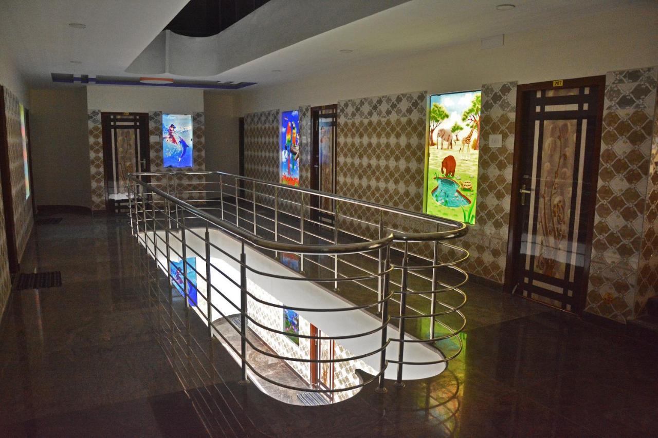 Hotel Amar Park Mahabalipuram Exteriör bild