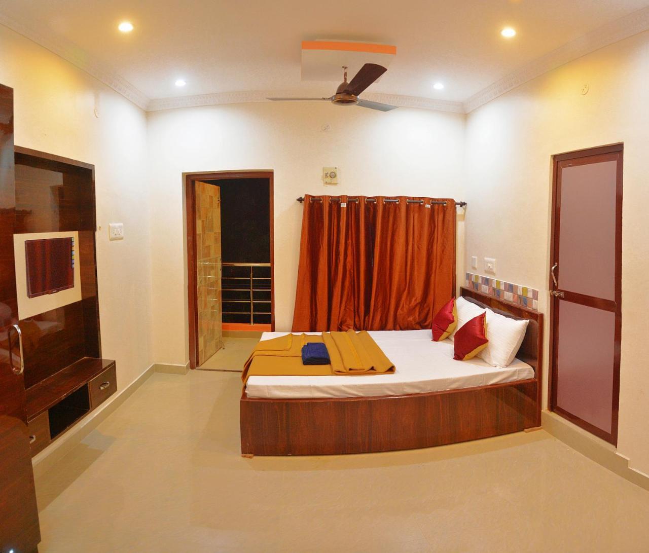 Hotel Amar Park Mahabalipuram Exteriör bild
